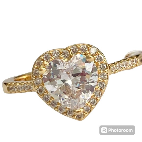 Heart Cut Cubic Zirconia Halo Cocktail Ring Yellow Gold Plated Size 7 8 9 - Picture 1 of 13